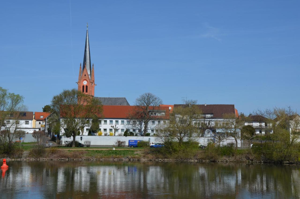 Hotel Restaurant Zum Schiffchen Maintal Extérieur photo